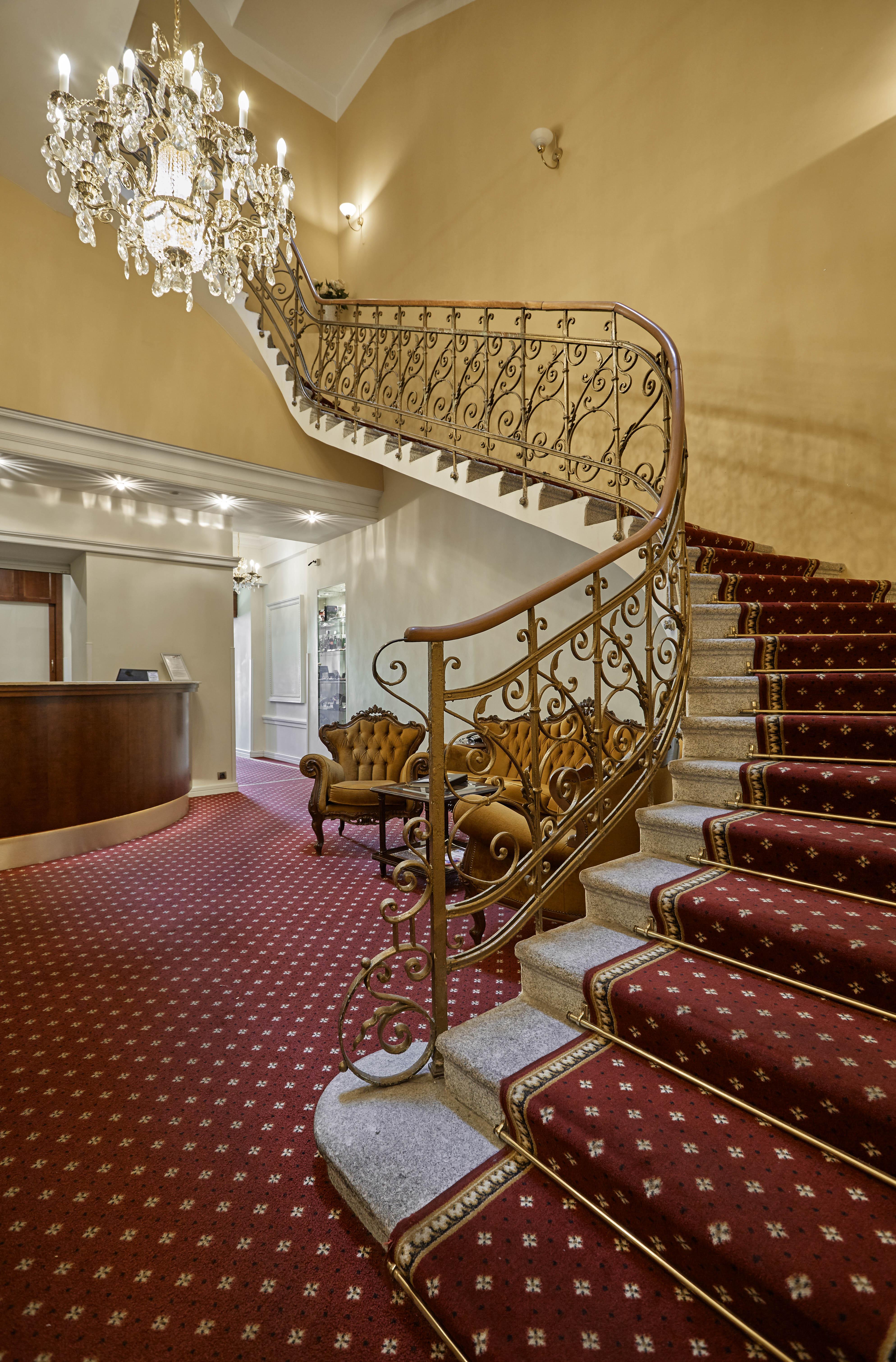 Hotel Romance Karlovy Vary Ngoại thất bức ảnh