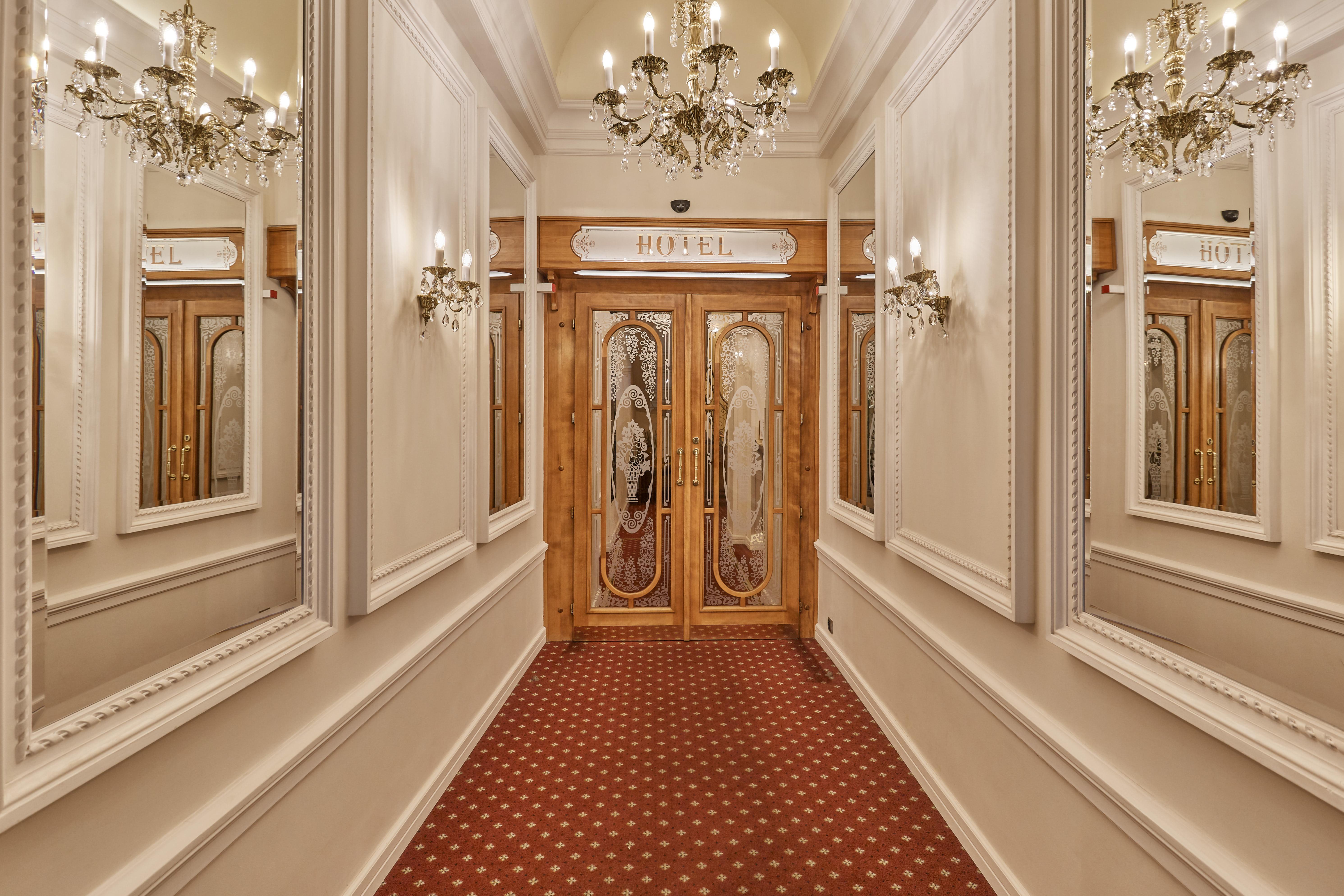 Hotel Romance Karlovy Vary Ngoại thất bức ảnh